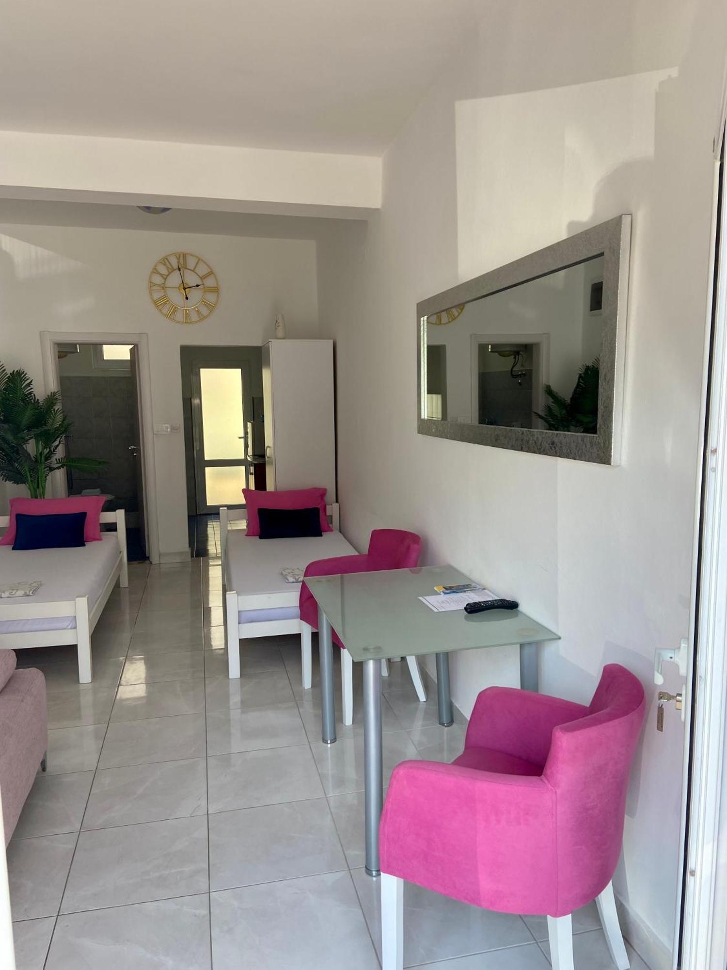 Banicevic Apartmani Ðenovići Exteriér fotografie