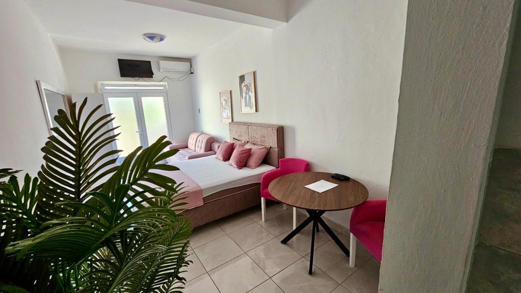 Banicevic Apartmani Ðenovići Exteriér fotografie